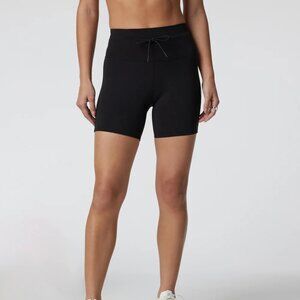 Vuori Daily Short Black Size XS